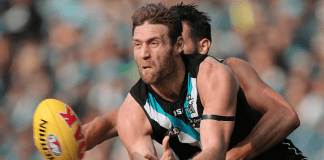 Schulz re-signs