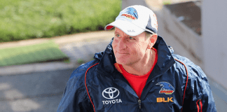 CONFIRMED: Worsfold keen on Bombers' coaching job