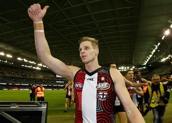 MELBOURNE, AUSTRALIA - MAY 28: Nick Riewoldt of the Saints salutes the crowd after the 2016 AFL Round 10 match between the St Kilda Saints and the Fremantle Dockers at Etihad Stadium on May 28, 2016 in Melbourne, Australia. (Photo by Michael Willson/AFL Media/Getty Images)