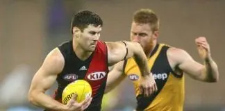 Ben Howlett re-signs with Essendon