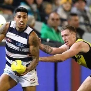REPORTS: Eagles table big-time offer for Cats rookie