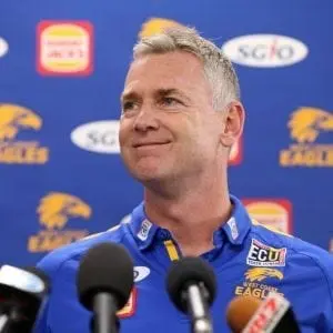 Simpson extends stay at West Coast