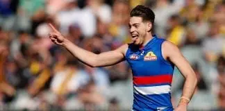 Bulldogs re-sign Lynch
