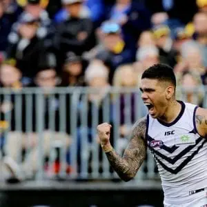 Walters extends as a Docker