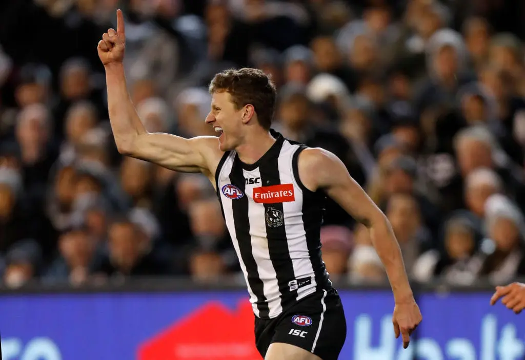 Pies duo Crisp and Hoskin-Elliott pen new long-term deals