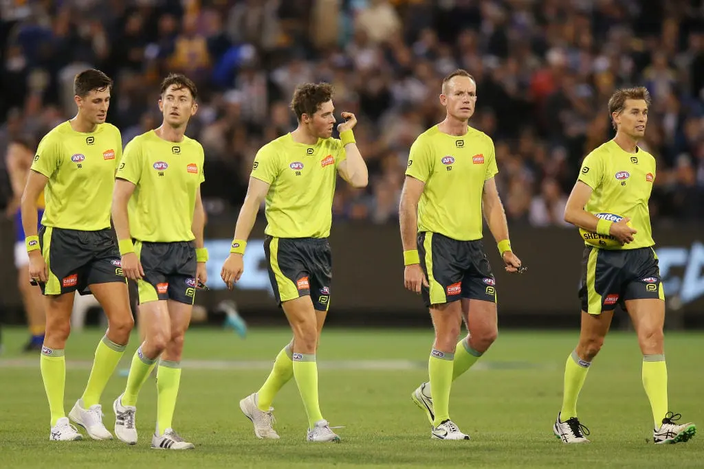 Adam Cooney calls for weekly umpire press conferences