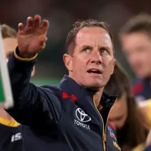 Report: Pyke calls team meeting at his house