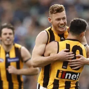 Hawk signs contract extension