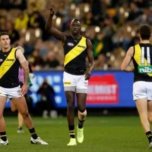 Tigers duo re-sign