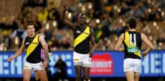 Tigers duo re-sign