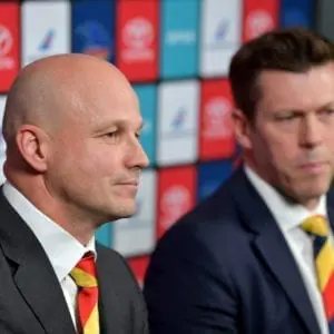 Crows coach Nicks to advocate "less voices"