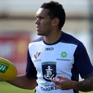 Bennell to train with Melbourne