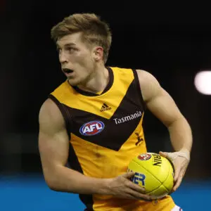 Hawks goalsneak rewarded with contract extension