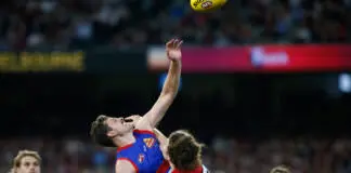Bulldogs provide clarity on winger Lachie Hunter, free agent Zaine Cordy: AFL trade news