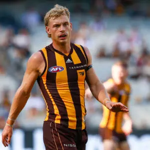 AFL trade news: Cats set to chase established onballer