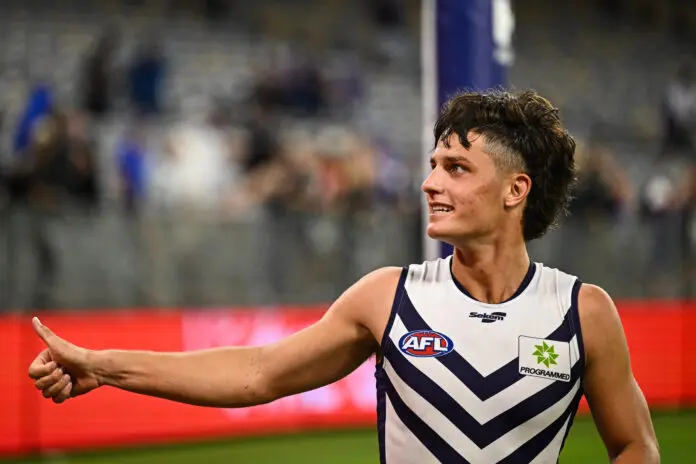 Trio of Dockers re-sign