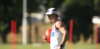 Melbourne young gun set to miss six months after devastating injury MELBTRAIN047