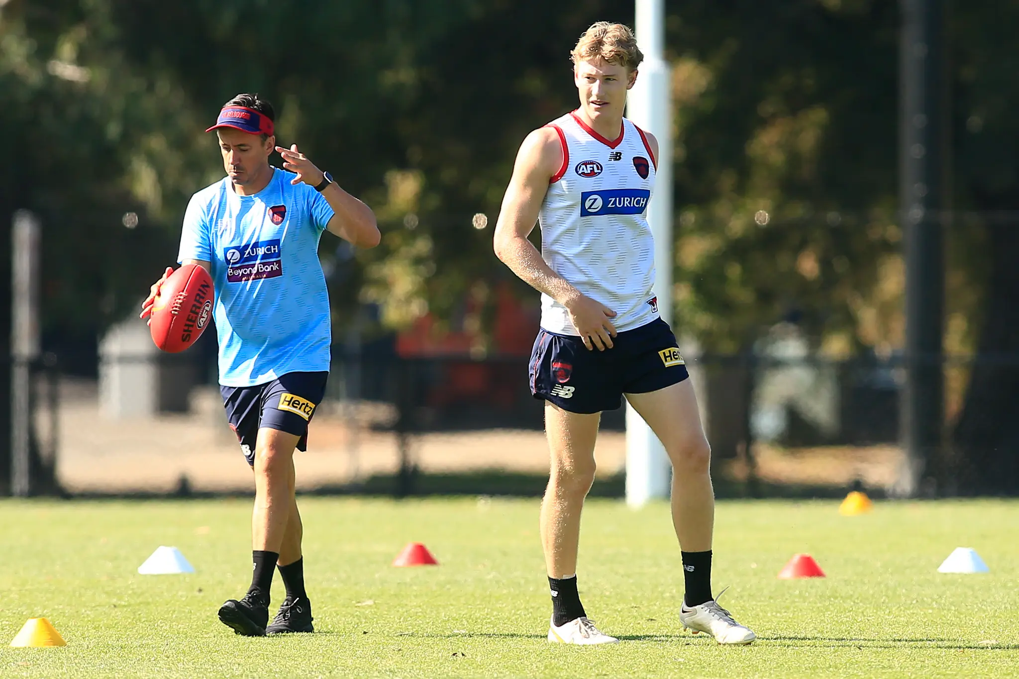 "It is like the first day of school": Demons wingman Lachie Hunter talks new role, first pre-season at Melbourne