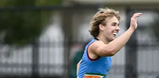 "For goodness sake": Clarkson bites back at critics questioning Roos' request for AFL assistance