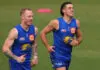 Eagle backflips on trade request, reportedly re-signs with West Coast: AFL trade news
