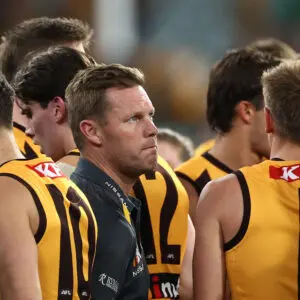 Hawthorn coach speaks on massive quarter-time spray