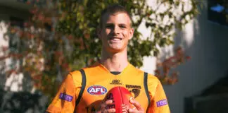 Former Hawk turns to American punting, signs with College team Hawthorn recruit edging closer to AFL debut after promising Box Hill stint
