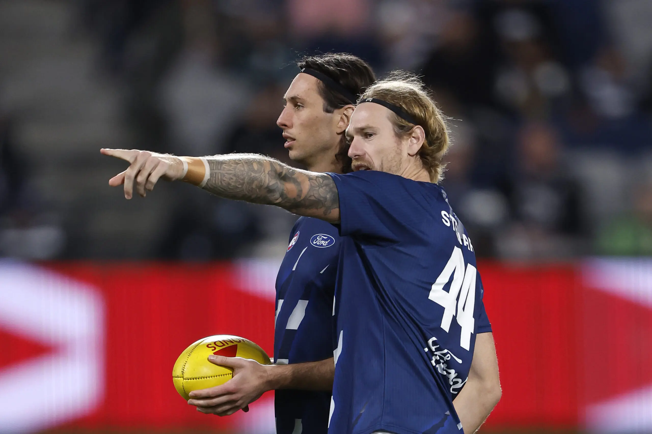 Suns set to put clamps on star Cat