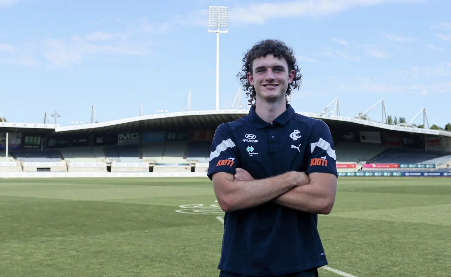 Blues bolster ruck stocks with fresh extension