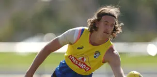 Western Bulldogs confirm two re-signings of emerging AFL prospects Bulldogs announce details of youngster's contract extension