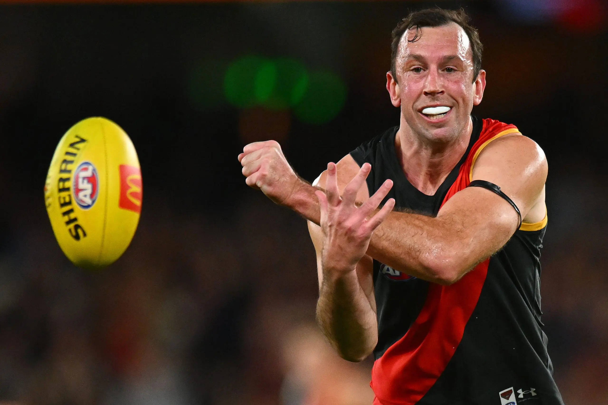 Essendon make call on veteran ruck