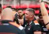 SYDNEY, AUSTRALIA - MAY 04:  Giants head coach Adam Kingsley speaks to players at three quarter time during the round eight AFL match between Sydney Swans and GWS Giants at Sydney Cricket Ground, on May 04, 2025, in Sydney, Australia. (Photo by Matt King/AFL Photos/via Getty Images)