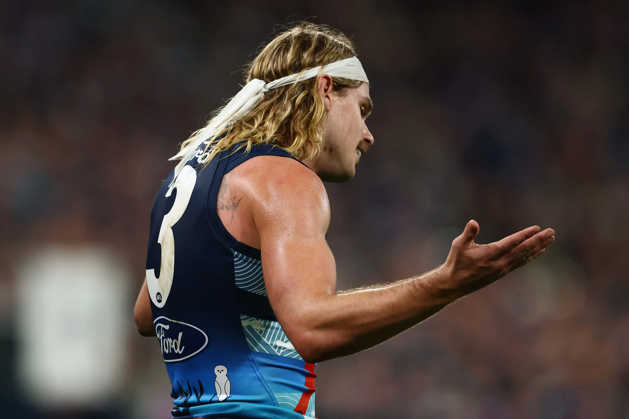 GEELONG, AUSTRALIA - MAY 22: Bailey Smith of the Cats reacts during the round 11 AFL match between Geelong Cats and Western Bulldogs at GMHBA Stadium, on May 22, 2025, in Geelong, Australia. (Photo by Morgan Hancock/Getty Images)
