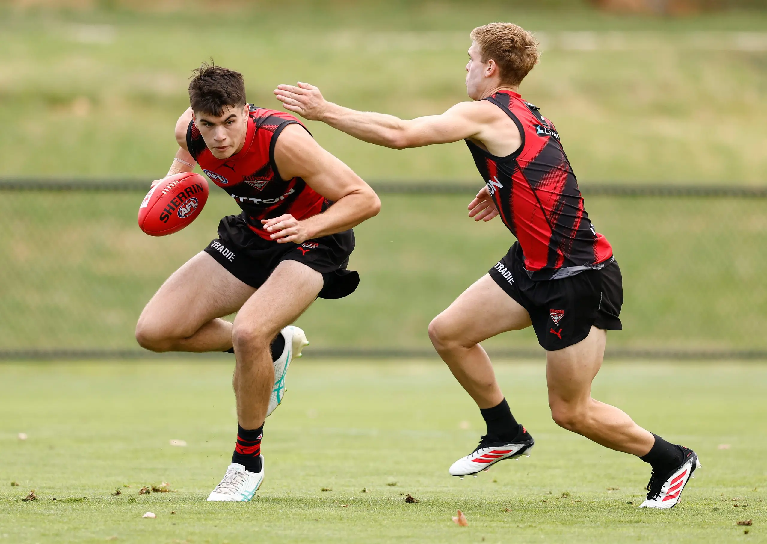 MELBOURNE, AUSTRALIA - JANUARY 16: Vigo Visentini of the Bombers in action during the Essendon Bombers AFL training session at The Hangar on January 16, 2025 in Melbourne, Australia. (Photo by Michael Willson/AFL Photos via Getty Images)