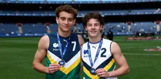Another accolade for Carlton father-son prospect MELBOURNE, AUSTRALIA - SEPTEMBER 27: Cody Walker of Team Docherty and Noah Willliams of Team Boak pose after being awarded best on ground during the Marsh AFL National Futures Boys match between Team Boak and Team Docherty at Melbourne Cricket Ground, on September 27, 2025 in Melbourne, Australia. (Photo by Josh Chadwick/AFL Photos/via Getty Images)