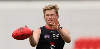 MELBOURNE, AUSTRALIA - APRIL 04: Max Heath of the Saints takes the ball during a St Kilda Saints AFL training session at RSEA Park on April 04, 2025 in Melbourne, Australia. (Photo by Robert Cianflone/Getty Images)