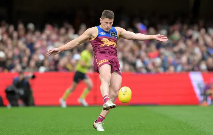 BRISBANE, AUSTRALIA - AUGUST 09: Dayne Zorko of the Lions in action during the round 22 AFL match between Brisbane Lions and Sydney Swans at The Gabba on August 09, 2025 in Brisbane, Australia. (Photo by Bradley Kanaris/Getty Images)