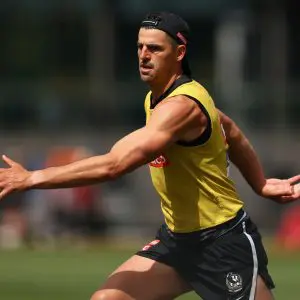 MELBOURNE, AUSTRALIA - DECEMBER 01: Scott Pendlebury of the Magpies competes during a Collingwood Magpies training session at Olympic Park on December 01, 2025 in Melbourne, Australia. (Photo by Daniel Pockett/Getty Images)