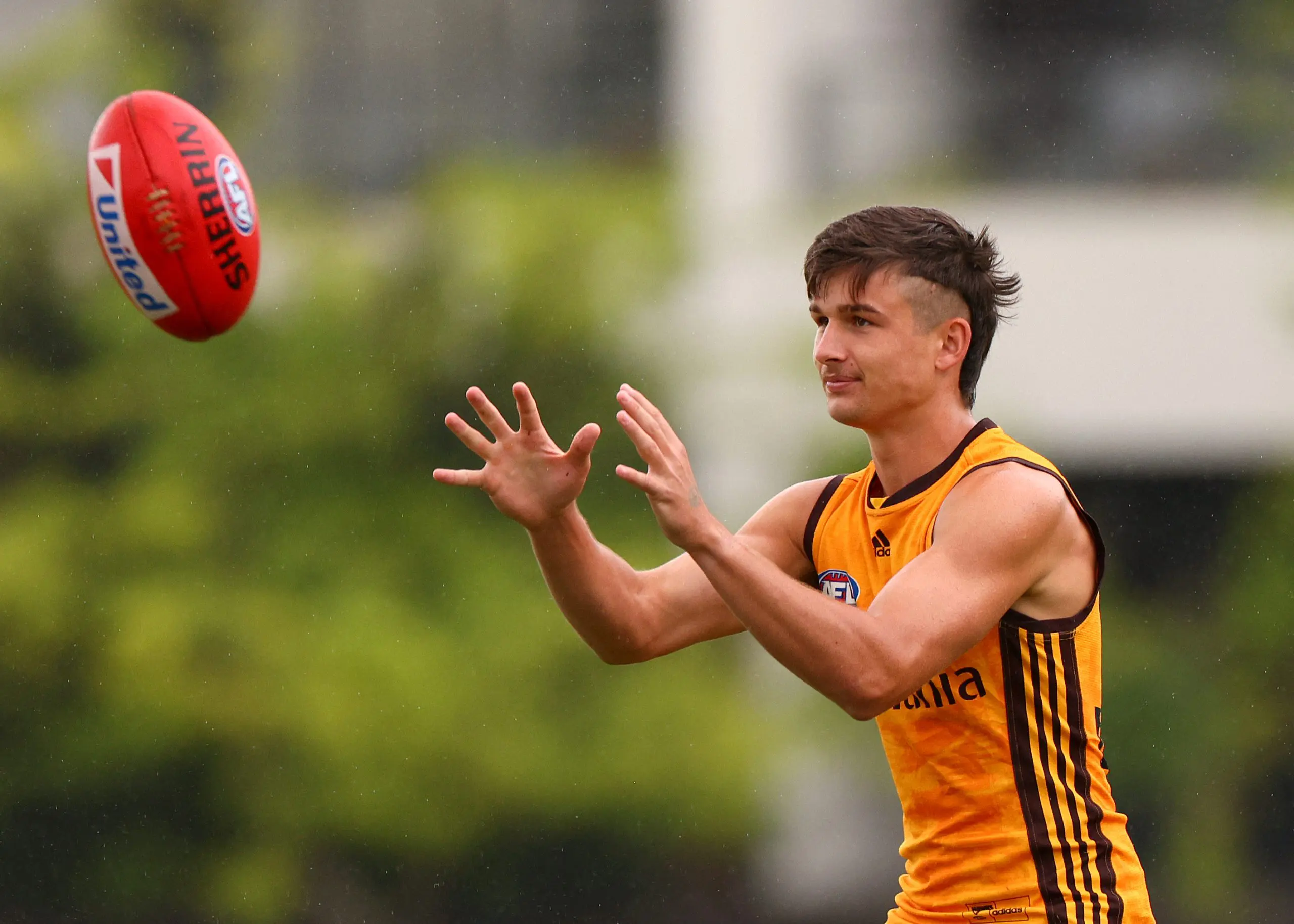 MELBOURNE, AUSTRALIA - FEBRUARY 17: Sam Butler of the Hawks in action during the Hawthorn Hawks AFL intra club match at Waverley Park on February 17, 2022 in Melbourne, Australia. (Photo by Jonathan DiMaggio/Getty Images)