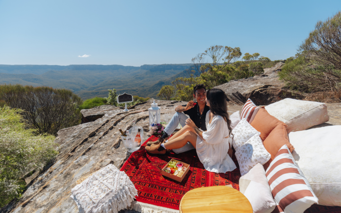 Wine & Dine this Valentines Day with RedBalloon