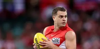 INJURY NEWS: Sydney livewire set for a stint on the sidelines, star Blue a chance to return SYDNEY, AUSTRALIA - JUNE 27: Tom Papley of the Swans looks upfield during the round 16 AFL match between Sydney Swans and Western Bulldogs at Sydney Cricket Ground on June 27, 2025 in Sydney, Australia. (Photo by Matt King/AFL Photos/via Getty Images)