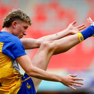 GOLD COAST, AUSTRALIA - MARCH 15: Willem Duursma of the Eagles warms up ahead of the 2026 AFL Round 01 match between the Gold Coast Suns and the West Coast Eagles at People First Stadium on March 15, 2026 in the Gold Coast, Australia. (Photo by Russell Freeman/AFL Photos via Getty Images)