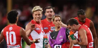 FINAL TEAMS: Sydney vs Melbourne – Round 8, 2026 SYDNEY, AUSTRALIA - MARCH 14: Isaac Heeney of the Swans celebrates with team mates after kicking a goal during the round one AFL match between Sydney Swans and Brisbane Lions at Sydney Cricket Ground, on March 14, 2026, in Sydney, Australia. (Photo by Matt King/AFL Photos/via Getty Images)