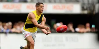 Another Tiger injured: Veteran goes down early in West Coast-Richmond clash PERTH, AUSTRALIA - MARCH 28: Dion Prestia of the Tigers handpasses the ball during the round three AFL match between Fremantle Dockers and Richmond Tigers at Optus Stadium, on March 28, 2026, in Perth, Australia. (Photo by Janelle St Pierre/AFL Photos/via Getty Images)