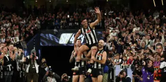 Record-breaker celebrates in style MELBOURNE, AUSTRALIA - MAY 23: Scott Pendlebury of the Magpies chaired off by Steele Sidebottom and Jeremy Howe during the 2026 AFL Round 11 match between the Collingwood Magpies and Waalitj Marawar (West Coast Eagles) at the Melbourne Cricket Ground on May 23, 2026 in Melbourne, Australia. (Photo by James Wiltshire/AFL Photos via Getty Images)