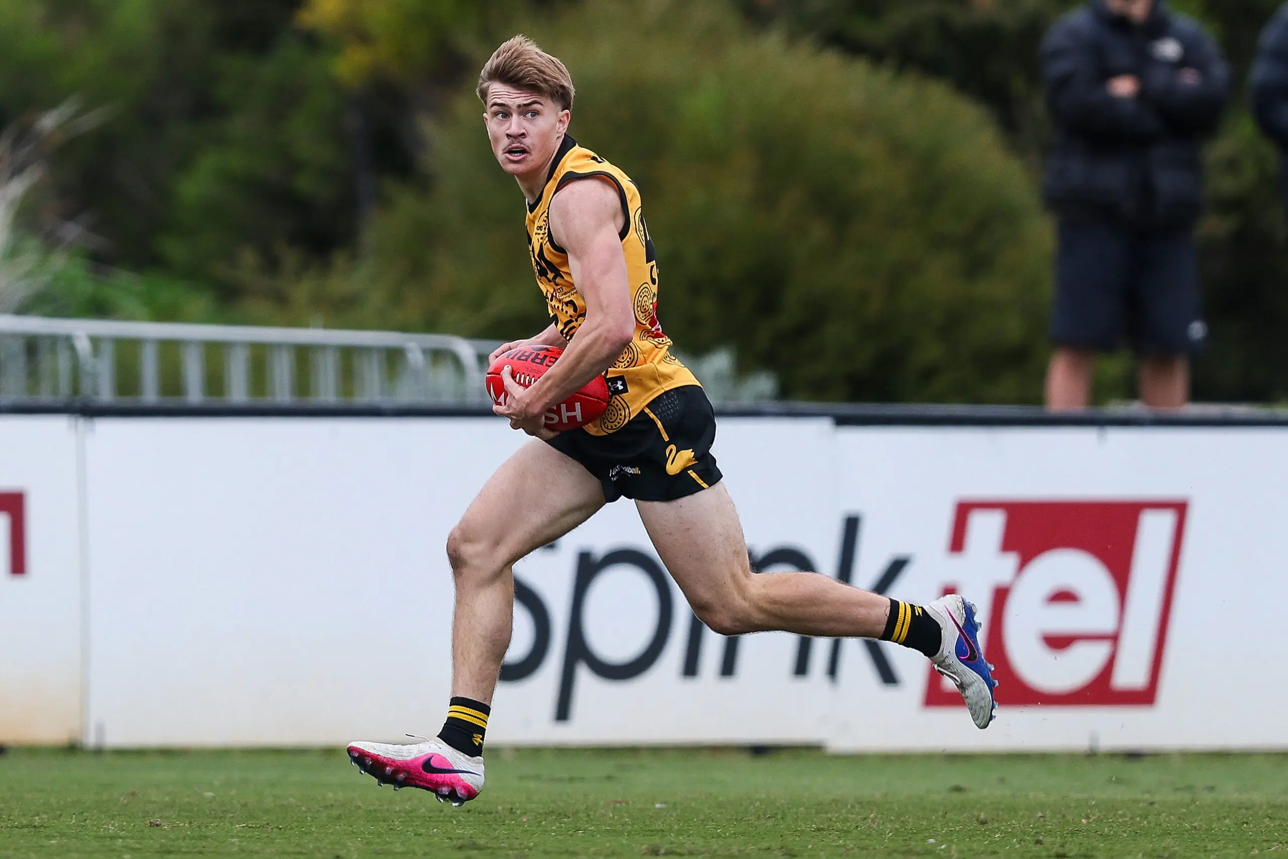 PERTH, AUSTRALIA - JUNE 13: Leo Steed of Western Australia in action during the 2026 Marsh AFL National Championships U18 Boys match between Western Australia and South Australia at Mineral Resources Park on June 13th, 2026 in Perth, Australia. (Photo by Travis Hayto/AFL Photos via Getty Images)