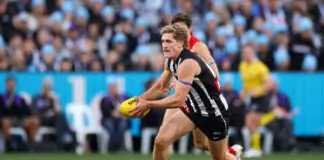Collingwood reward much-improved young Pie with monster deal MELBOURNE, AUSTRALIA - JUNE 08: Edward Allan of the Magpies runs the ball during the 2026 AFL Round 13 match between the Collingwood Magpies and the Melbourne Demons at the Melbourne Cricket Ground on June 8, 2026 in Melbourne, Australia. (Photo by Craig Dooley/AFL Photos via Getty Images)