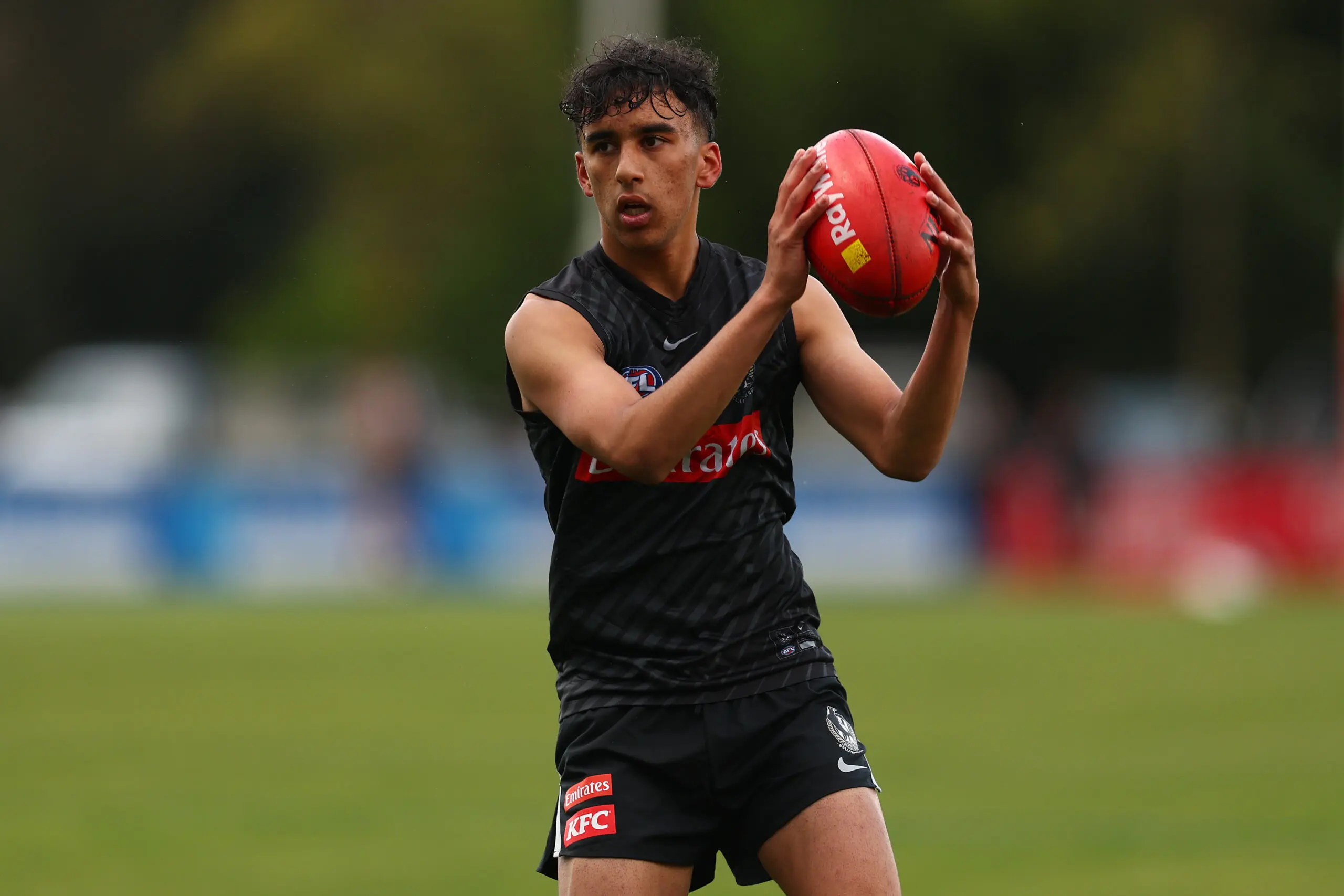 MELBOURNE, AUSTRALIA - DECEMBER 01: Jai Saxena of the Magpies marks during a Collingwood Magpies training session at Olympic Park on December 01, 2025 in Melbourne, Australia. (Photo by Daniel Pockett/Getty Images)