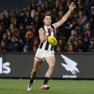 ADELAIDE, AUSTRALIA - JULY 23: Patrick Lipinski of the Magpies kicks a goal during the 2026 AFL Round 20 match between the Adelaide Crows and the Collingwood Magpies at Adelaide Oval on July 23, 2026 in Adelaide, Australia. (Photo by James Elsby/AFL Photos via Getty Images)