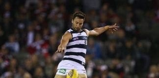 Cats star re-signs
