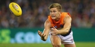 Tomlinson re-signs until 2019